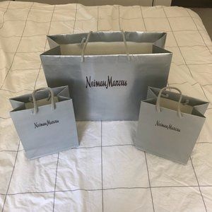 Neiman Marcus gift bag (set of 3)